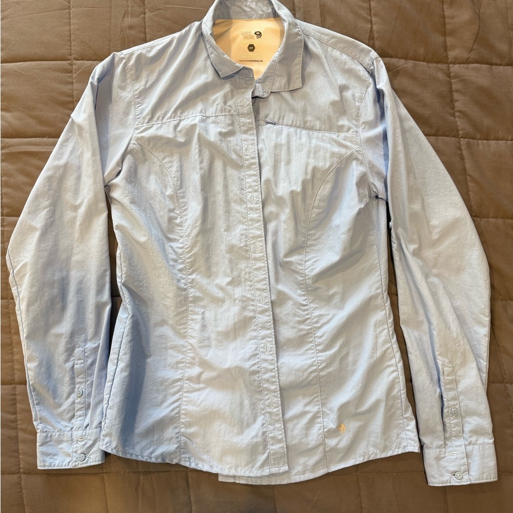 Mountain Hardwear Light Blue Button Down Shirt